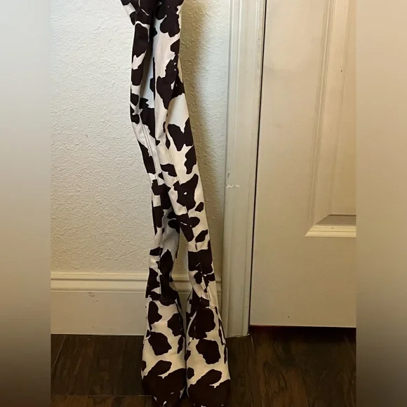 Steven Madden | VAVA | Cow Print - thigh high boots - Picture 4 of 6